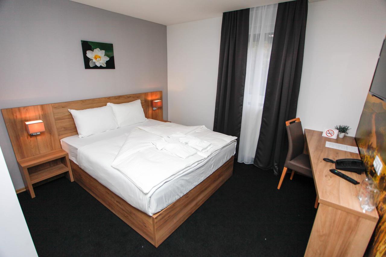 Hotel Kakanj Buitenkant foto
